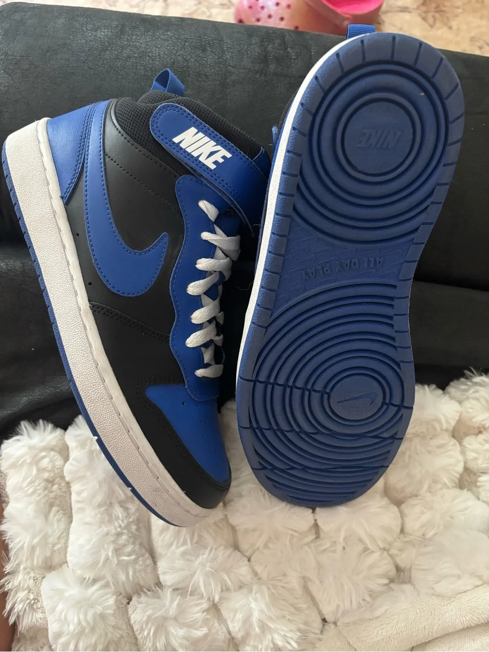 Nike Kids Mid-Top Sneakers in Black and Blue